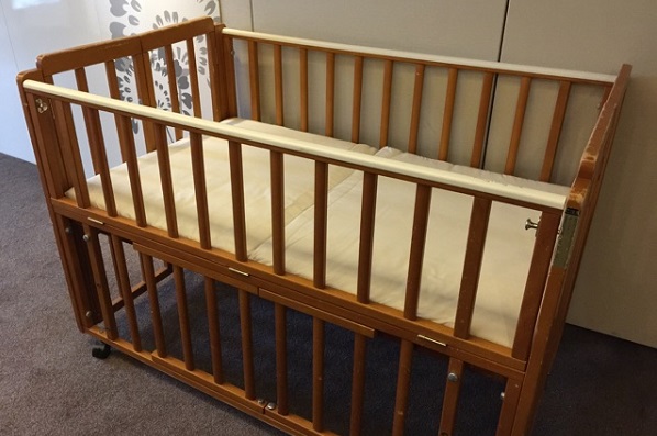 Baby cot